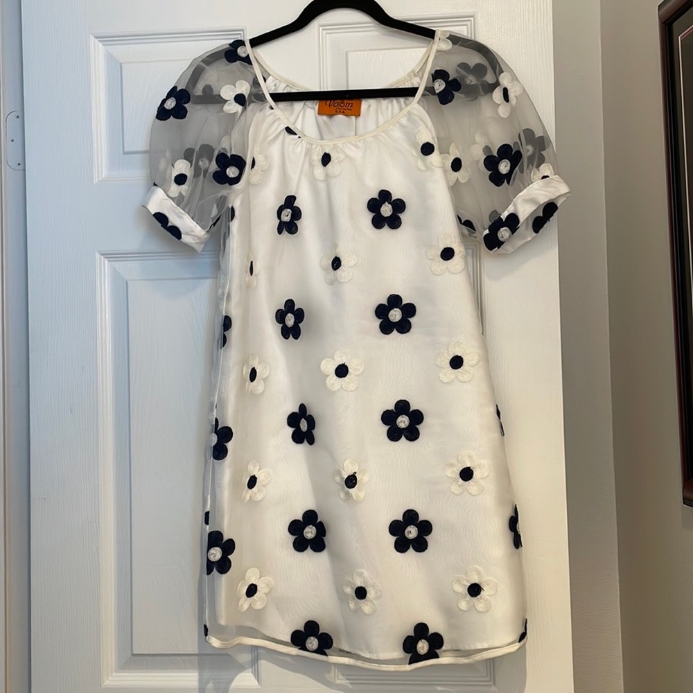 XS Voom by Joy Han black & white flower dress